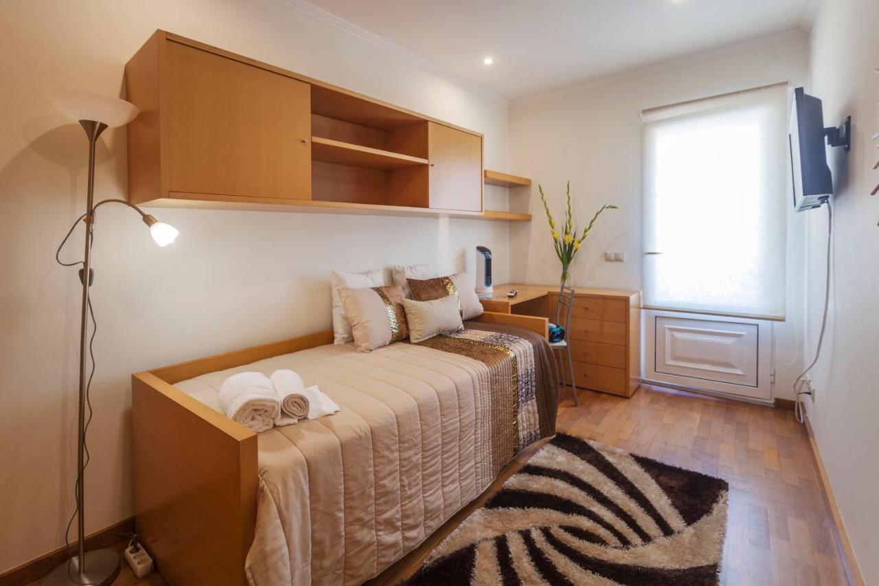 Ponta Delgada Home Azores - Calheta Suites Downtown מראה חיצוני תמונה