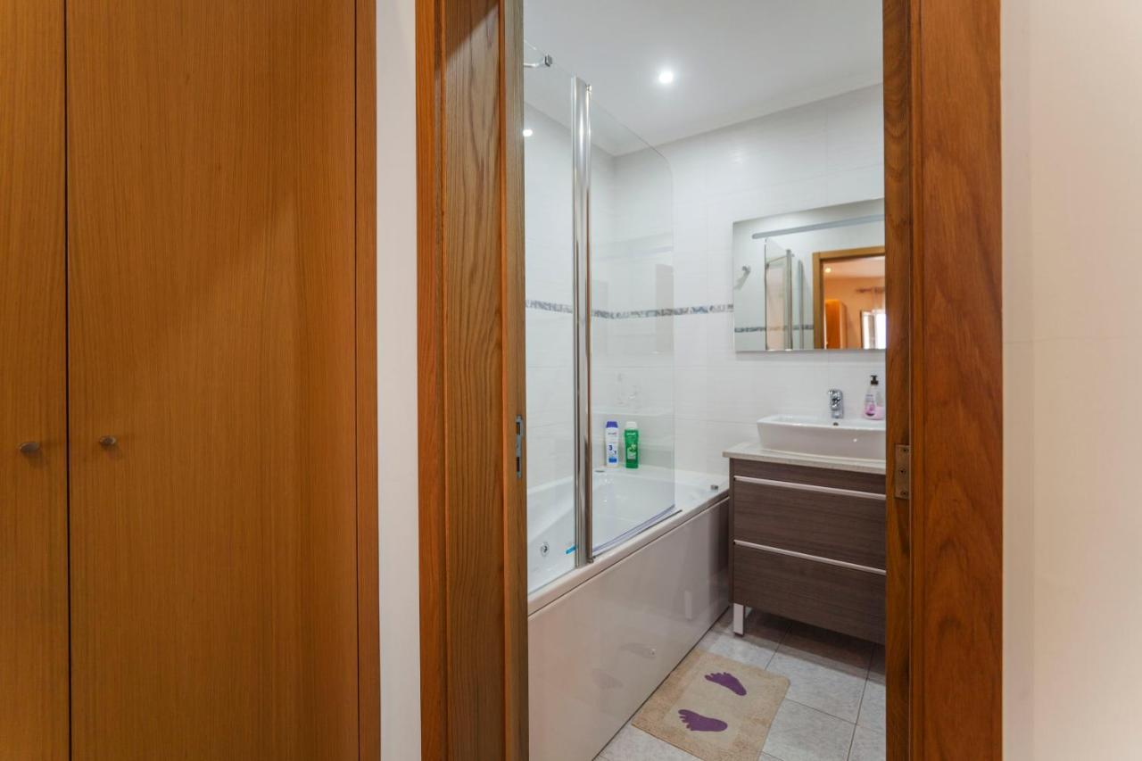 Ponta Delgada Home Azores - Calheta Suites Downtown מראה חיצוני תמונה
