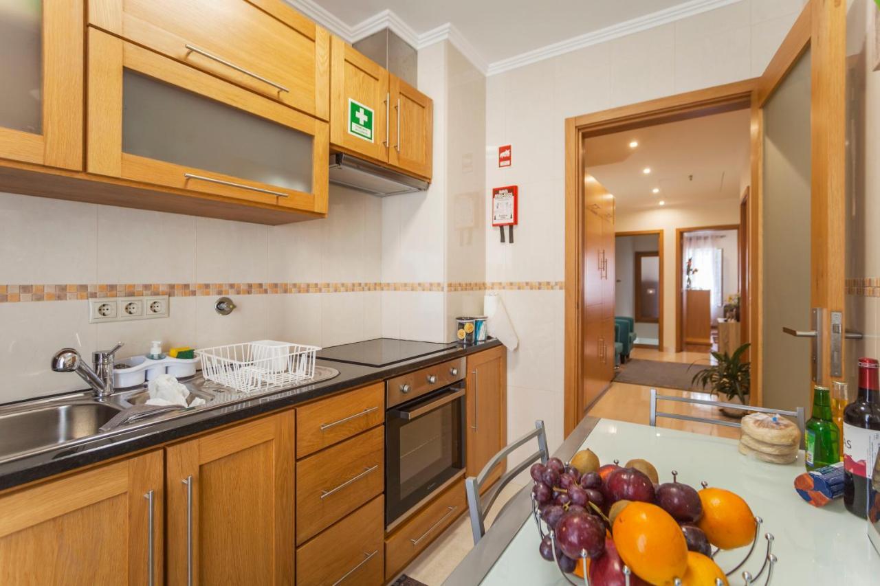 Ponta Delgada Home Azores - Calheta Suites Downtown מראה חיצוני תמונה